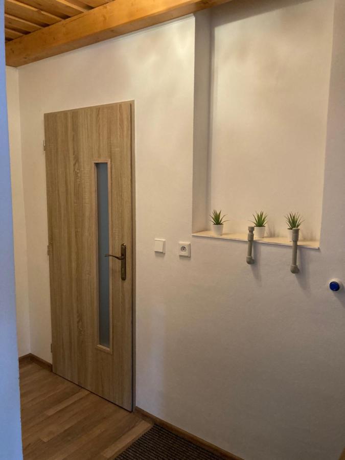 Vila Nikola Králiky Kraliky Exterior foto